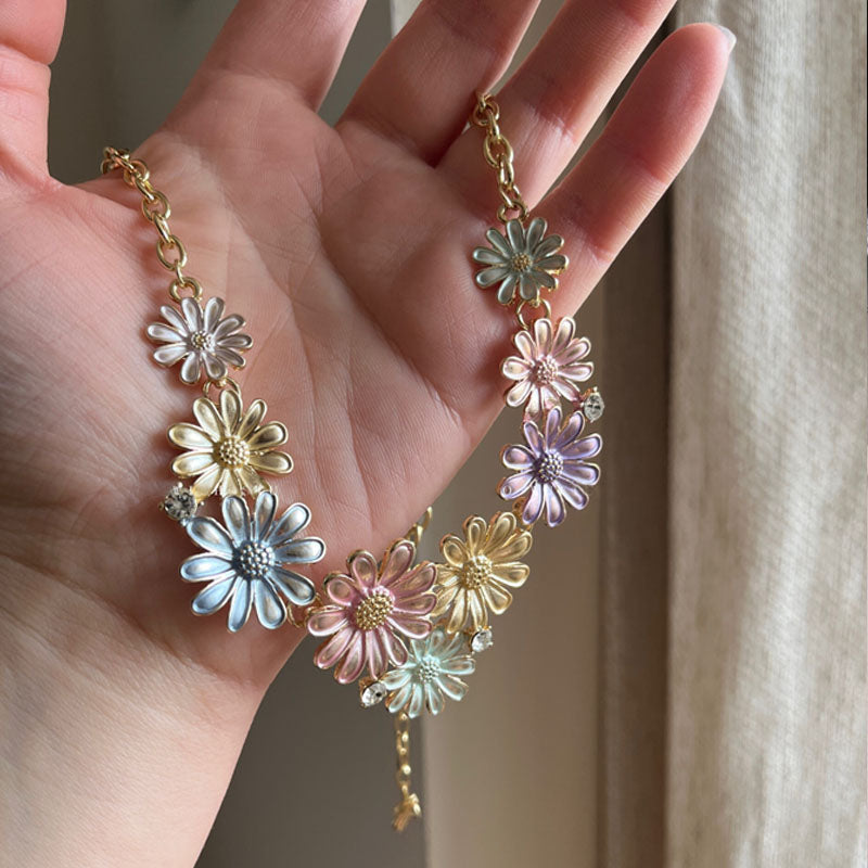 Retro Daisy Alloy Necklace Earrings Jewelry Set for Women