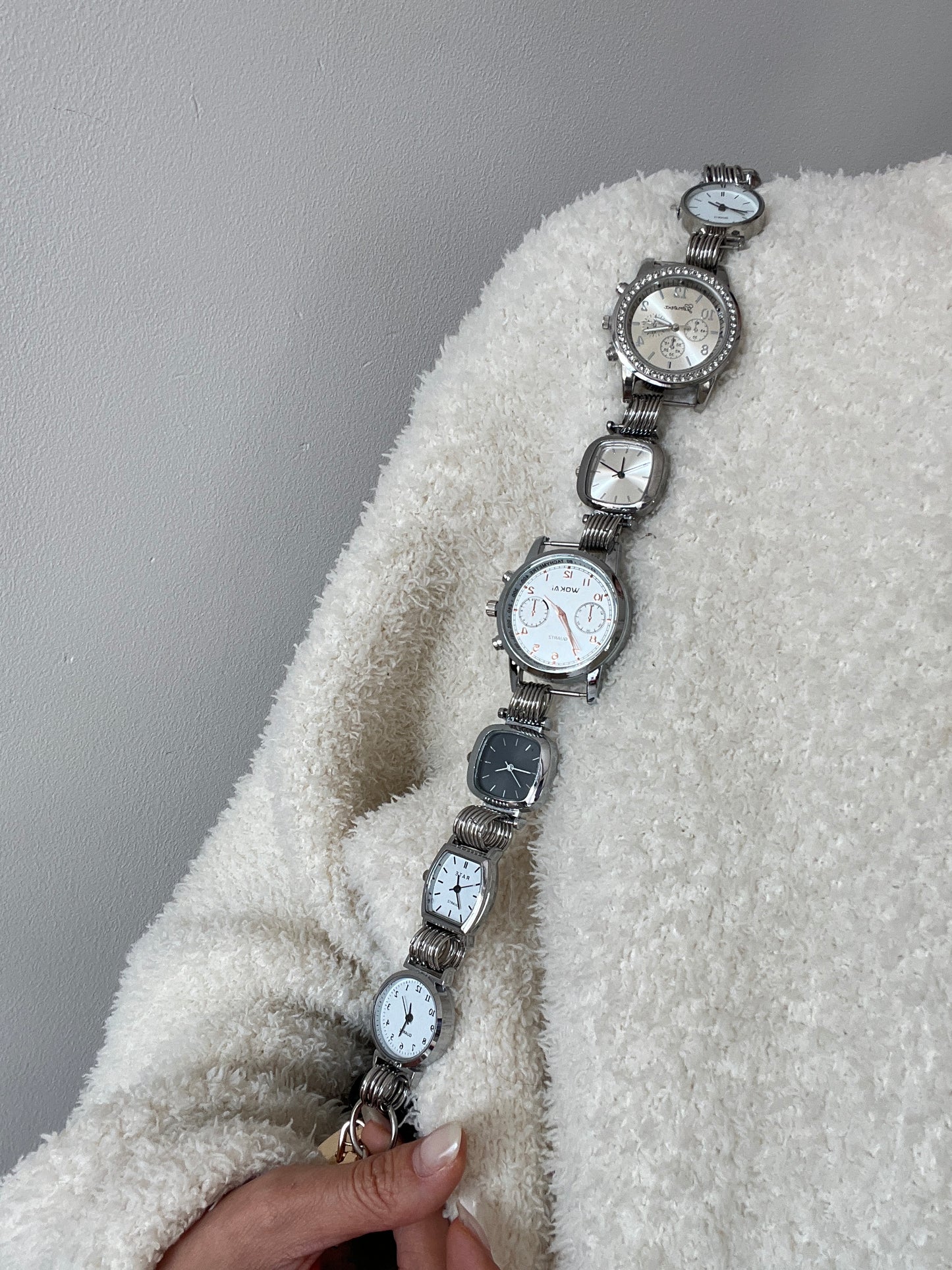 Cyberpunk silver watch bag strap, niche 11 clocks metal bag chain