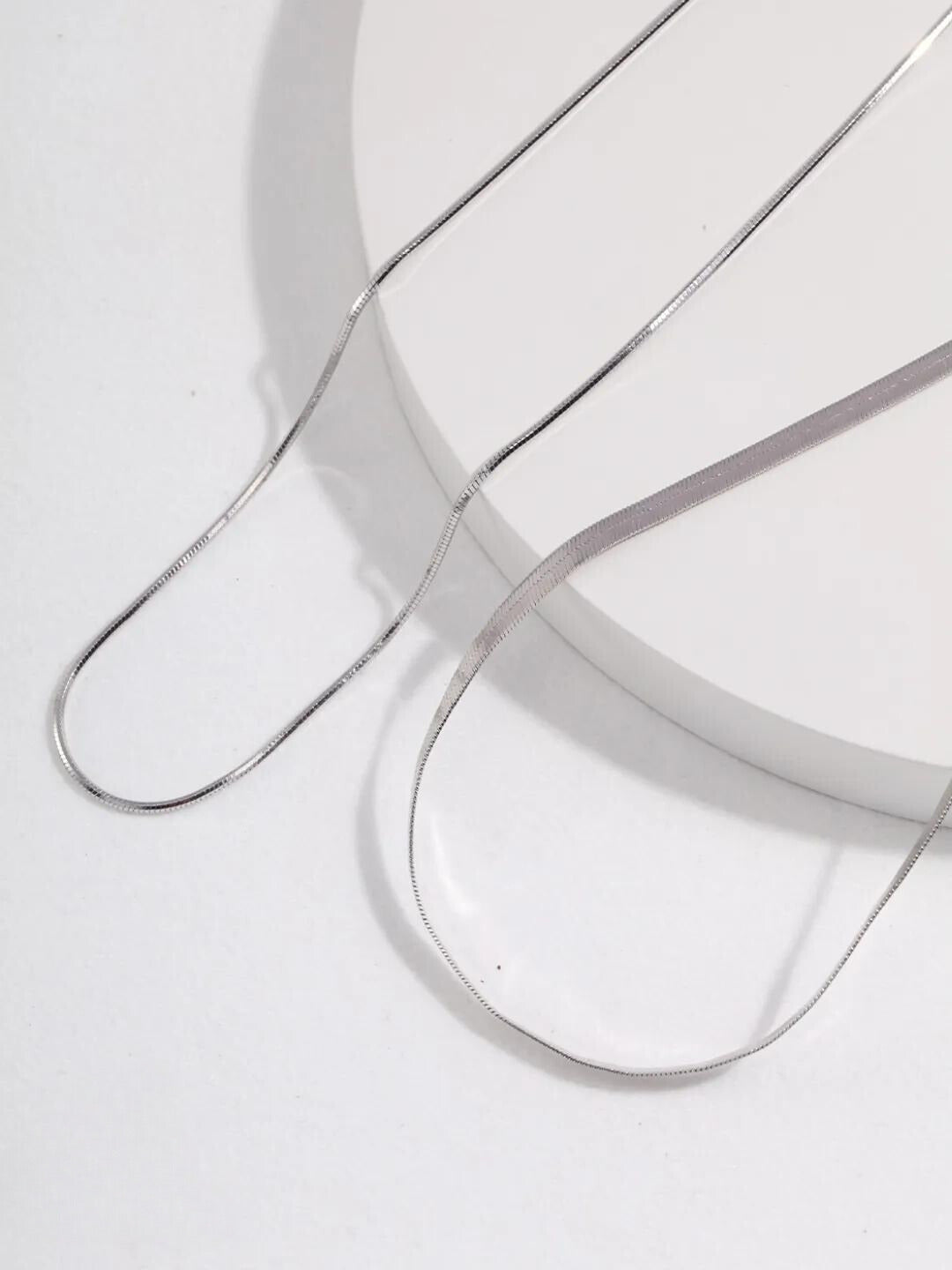 Elegant Gold-Plated Sterling Silver Snake Bone Chain Necklace – Minimalist Fashion Accessory