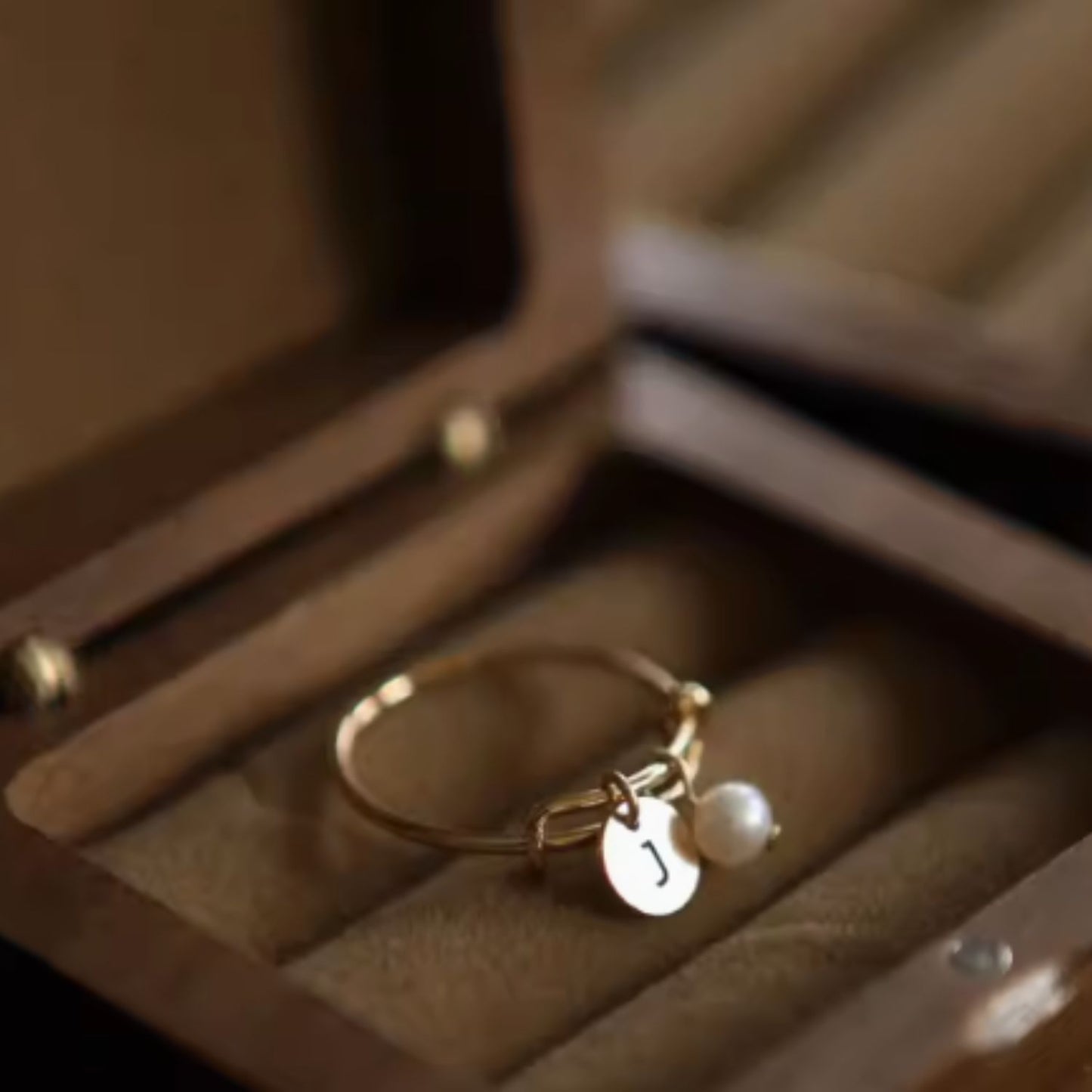 14K Gold-Plated Personalized Letter Pearl Ring Custom Elegance Size Adjustable