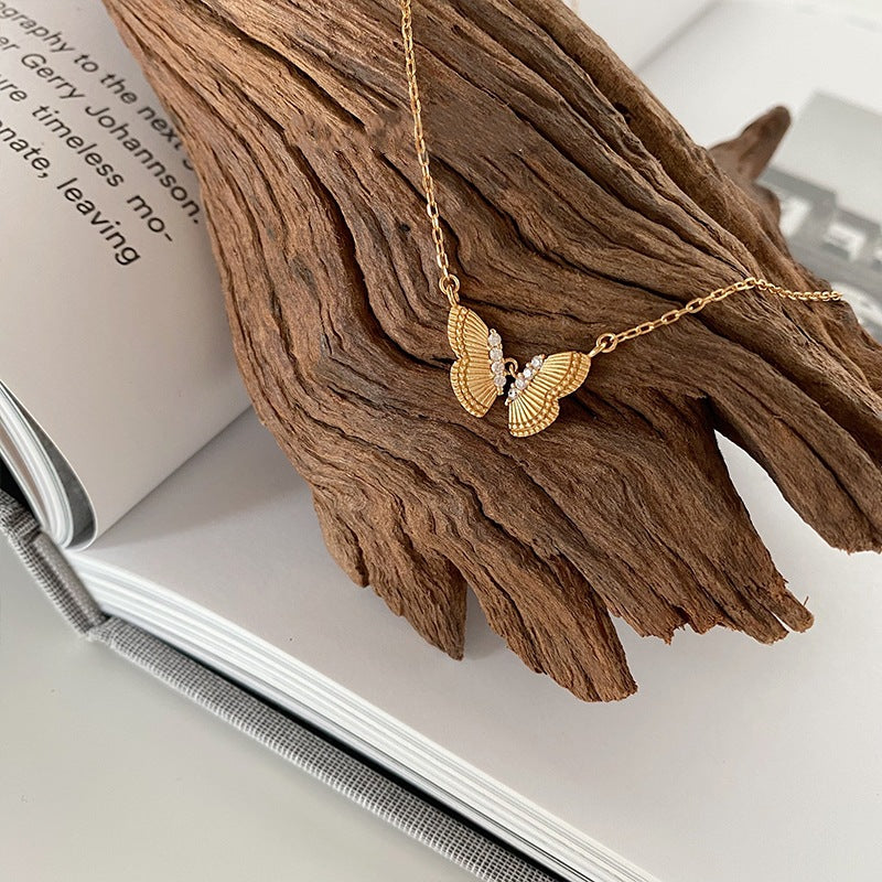 Butterfly Necklace for Women, Clavicle Chain with Stylish Design,Collarbone Necklace, Sweater chain