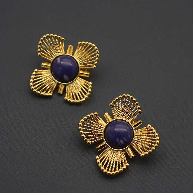 Elegant Gold-Toned Floral Clip-On Earrings with Central Blue Stone - Versatile Fashion Accessory for Day to Night Wear, Perfect Gift for Her, Ideal for Casual and Formal Occasions