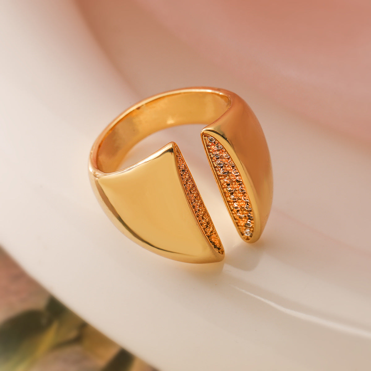 Elegant Geo 18K Gold-Plated Copper Ring with Zircon Detailing,Adjustable Statement Ring for Woman