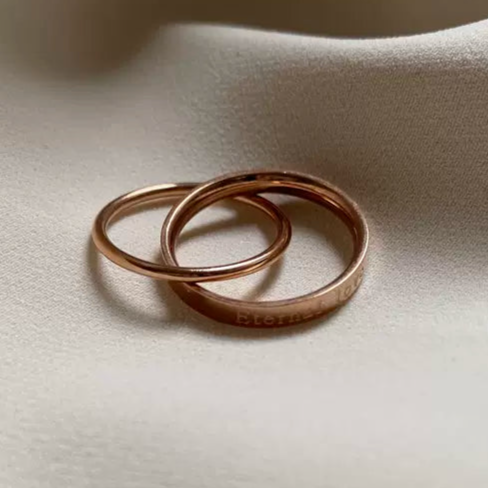 Chic and Personalized Double-Layered Titanium Steel Interlocking Eternal Love Ring for Women