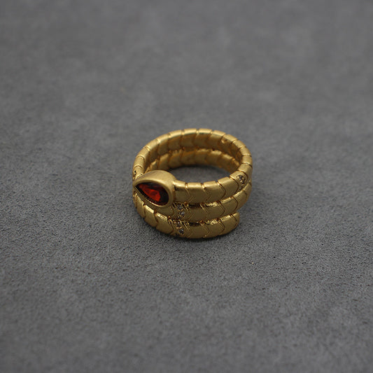 Elegant Brass-Plated Teardrop Cubic Zirconia Tea-Colored Ring, Sophisticated Accessory for Everyday Glamour and Special Occasions