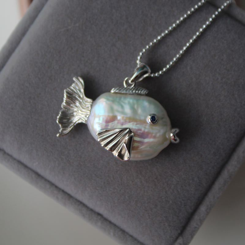 Natural Baroque Pearl Whale Pendant Necklace with Small Fish in S925 Sterling Silver, Irregular Pearl Chain