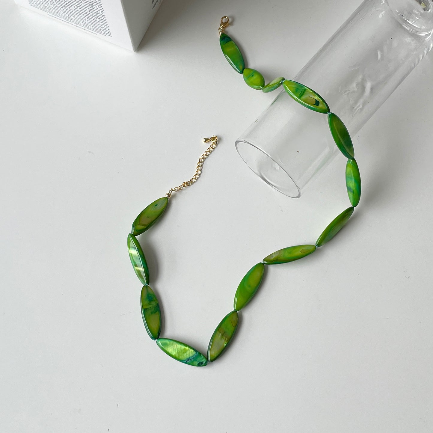 Green Natural Shell Necklace and Earring Set, Vintage Chic, Suitable for Vacation Travel