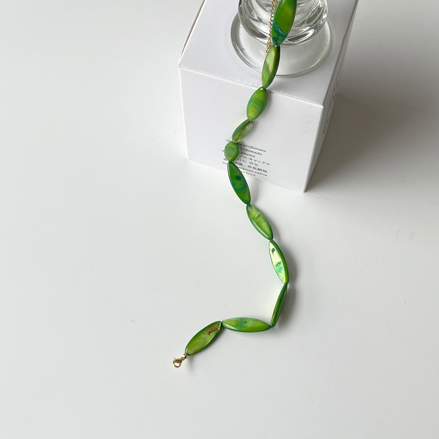 Green Natural Shell Necklace and Earring Set, Vintage Chic, Suitable for Vacation Travel