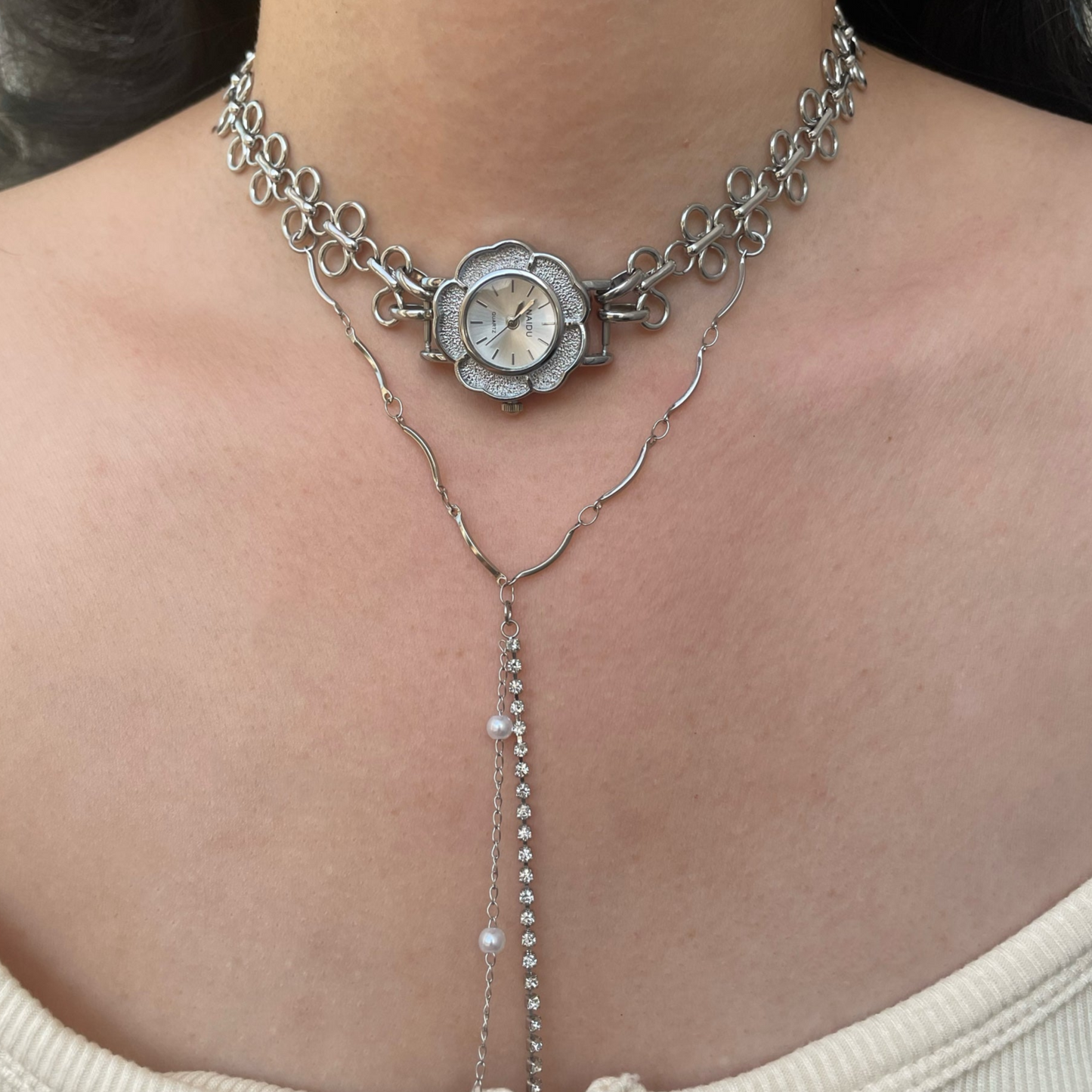 Niche Handmade Glacier Camellia Heavy Industry Watch Choker Necklace Pearl Stitching