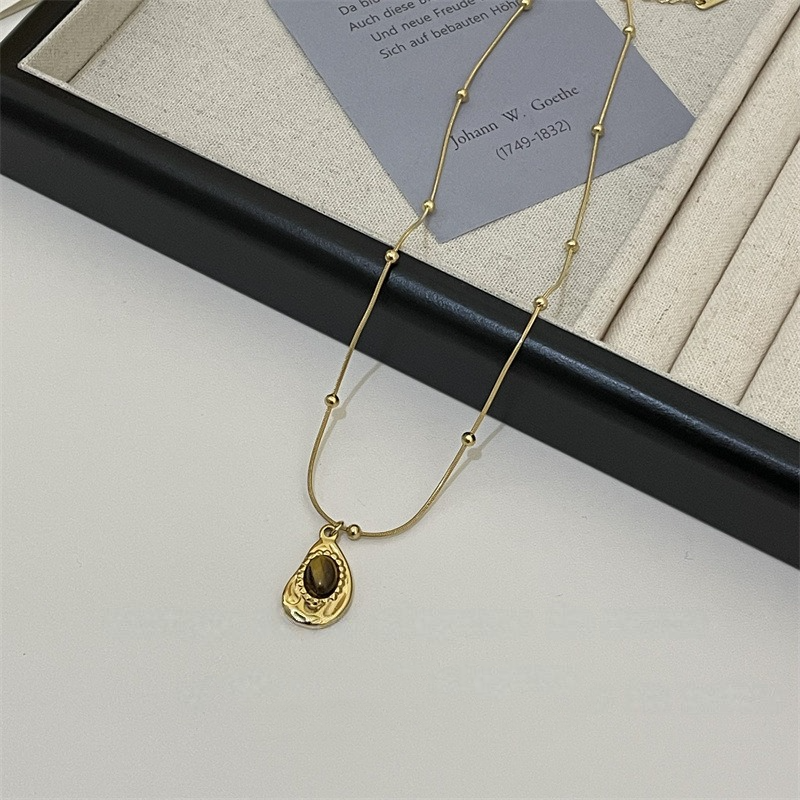 Vintage Gold Ellipse Pendant Bead Necklace, Women's Stylish & Versatile, Unique Design