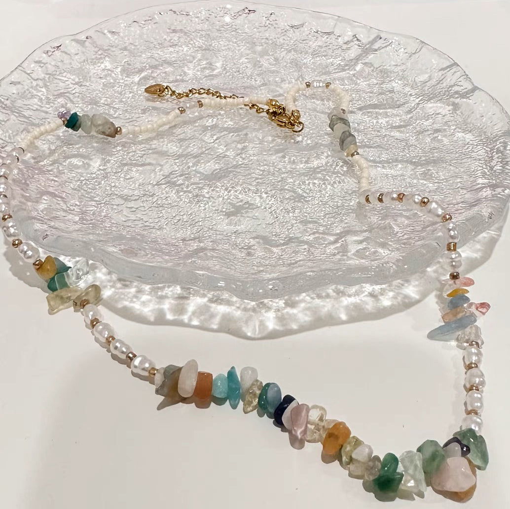 Bohemian Gold-Plated Green Heart Necklace, Shell and Wood Beads, Natural Stone Collar