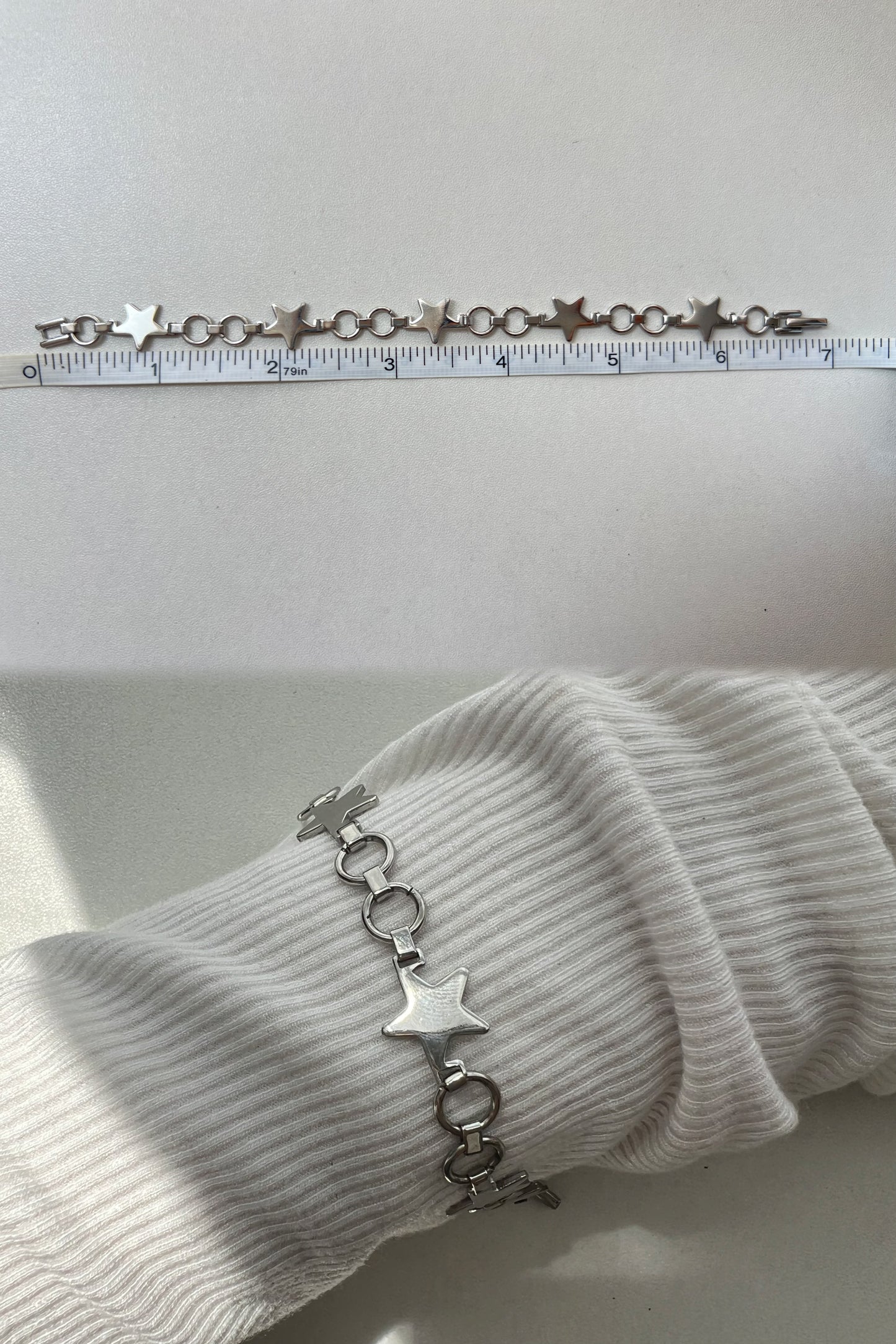 Minimalist black&white dial silver wrist watch