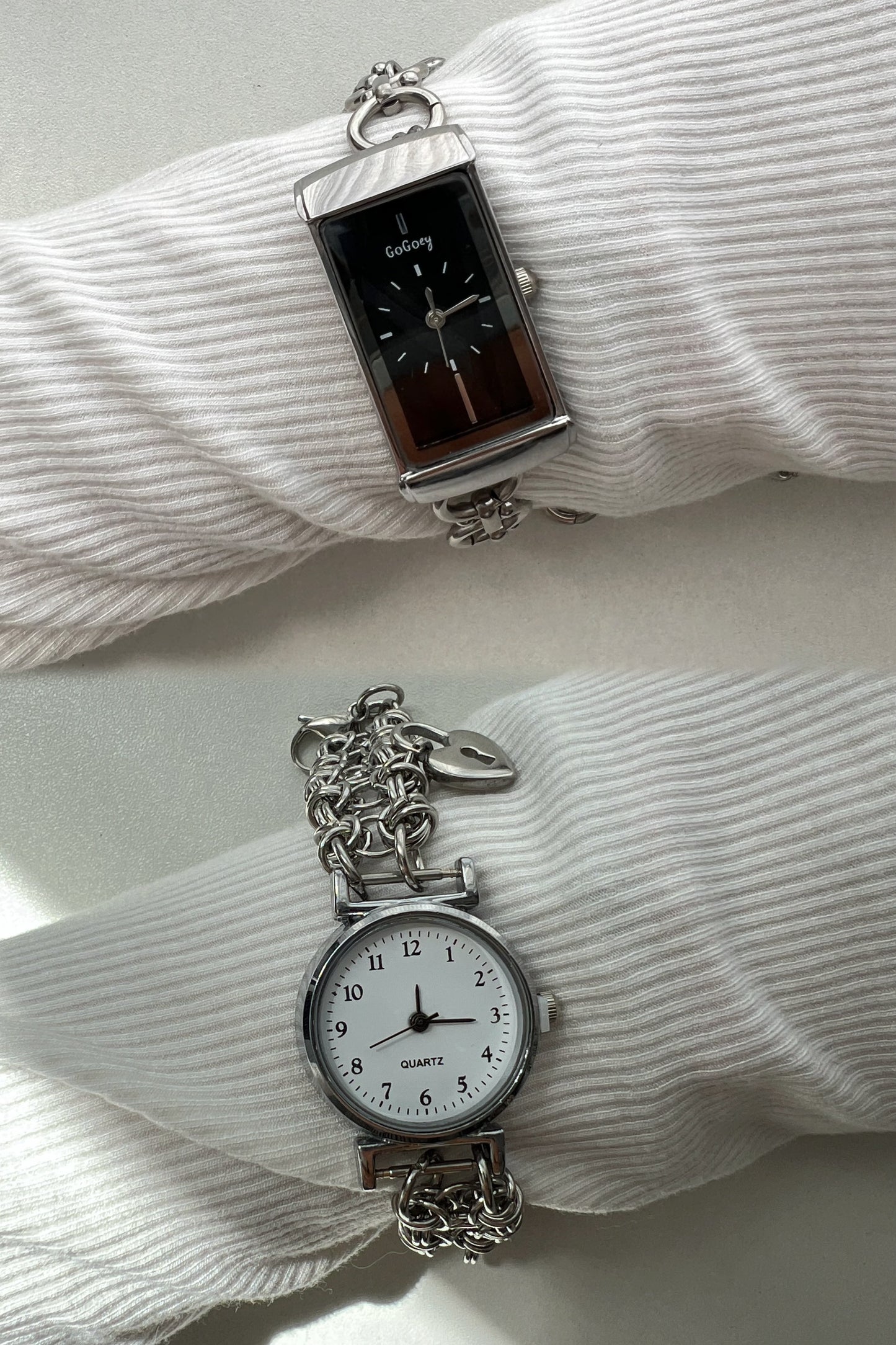 Minimalist black&white dial silver wrist watch