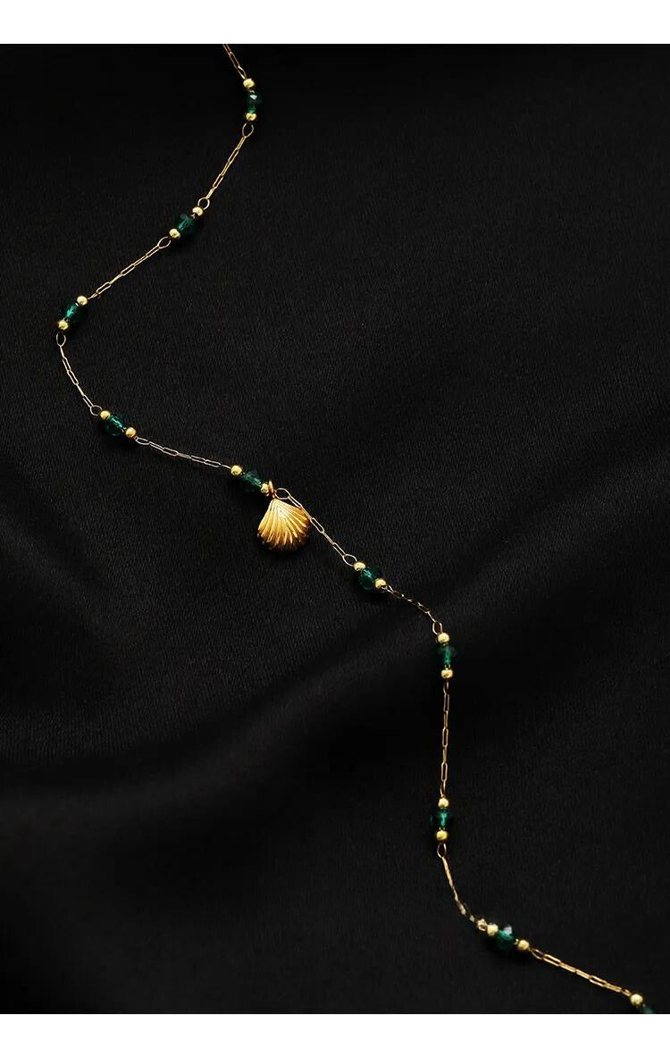 Elegant Emerald Necklace with 18k Gold-Plated Seashell Pendant – Collarbone Chain