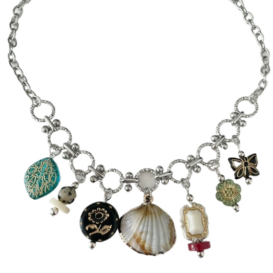 Vintage-Style Shell Flower Butterfly Bead Necklace with Aged Effect