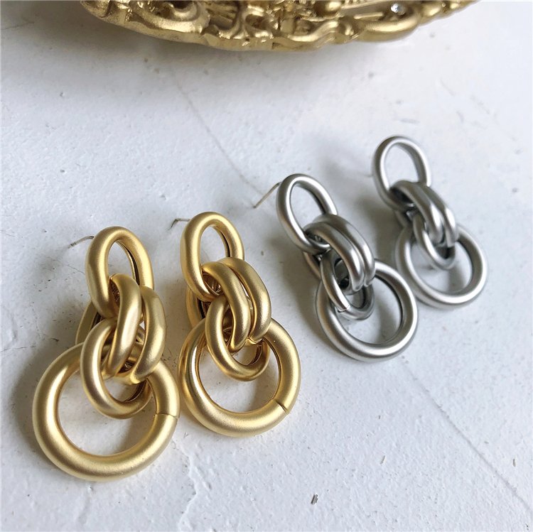 Minimalist Versatile Hoop Earrings, Vintage Metal Circle Tassel, Elegant Dripping Charms