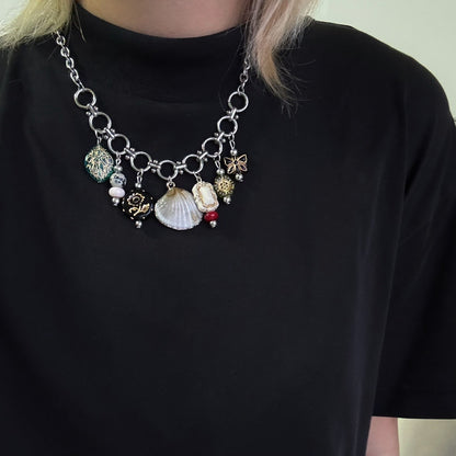 Vintage-Style Shell Flower Butterfly Bead Necklace with Aged Effect