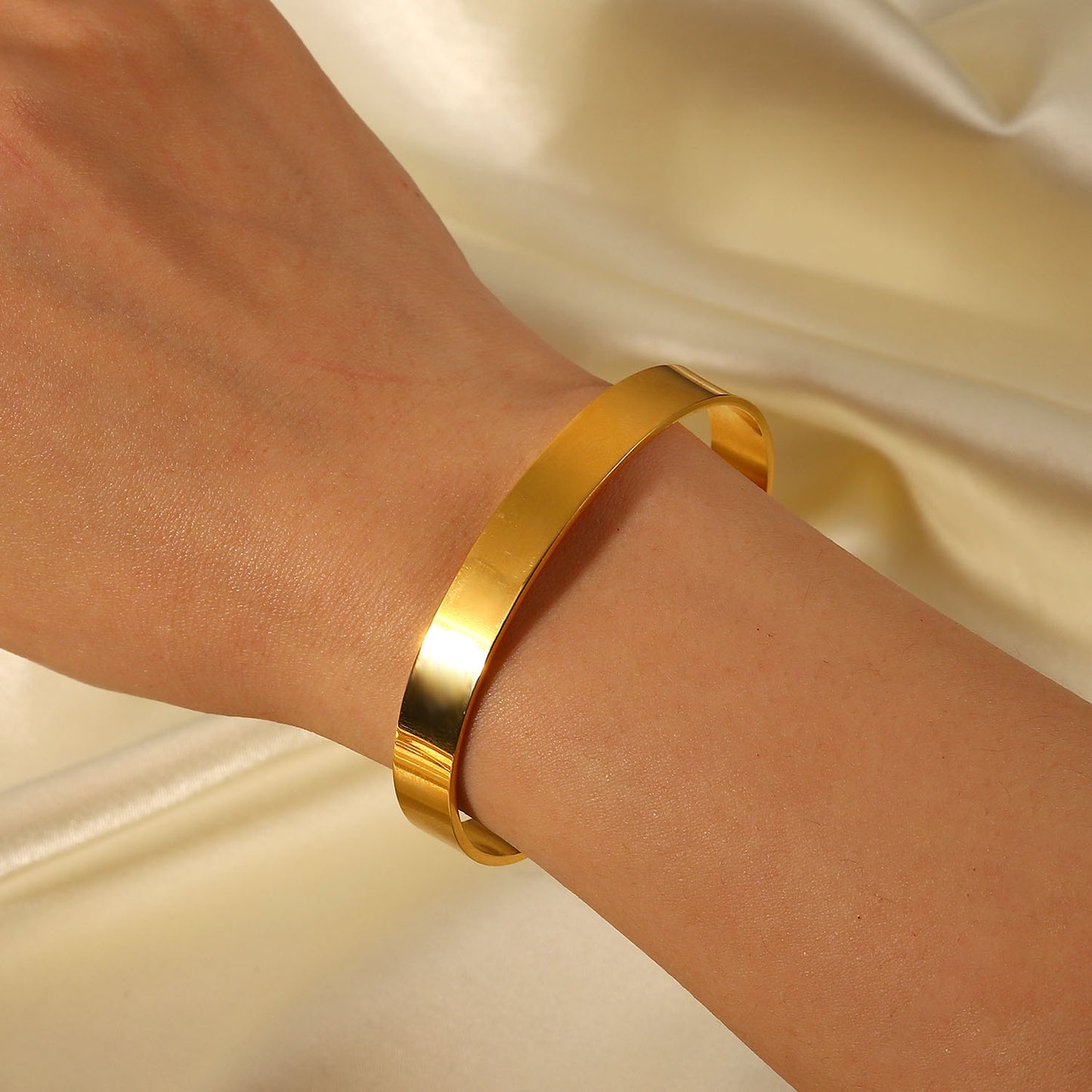 Zirconia-Encrusted Open Bangle Bracelet with 18K Gold Plating