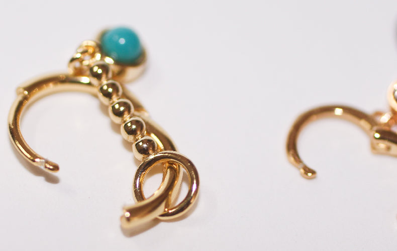 Sparkling Blue Ocean Earrings, Mini Heart Studs, Fashionable Glass Ear Cuff for Women