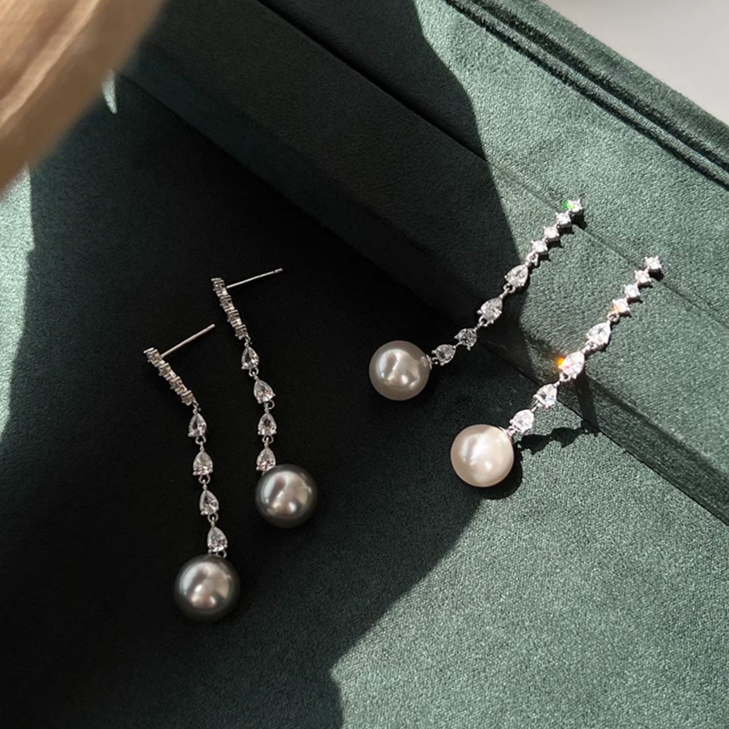 Pearl Dangle Earrings with Zirconia Crystals, Retro S925 Sterling Silver Earrings