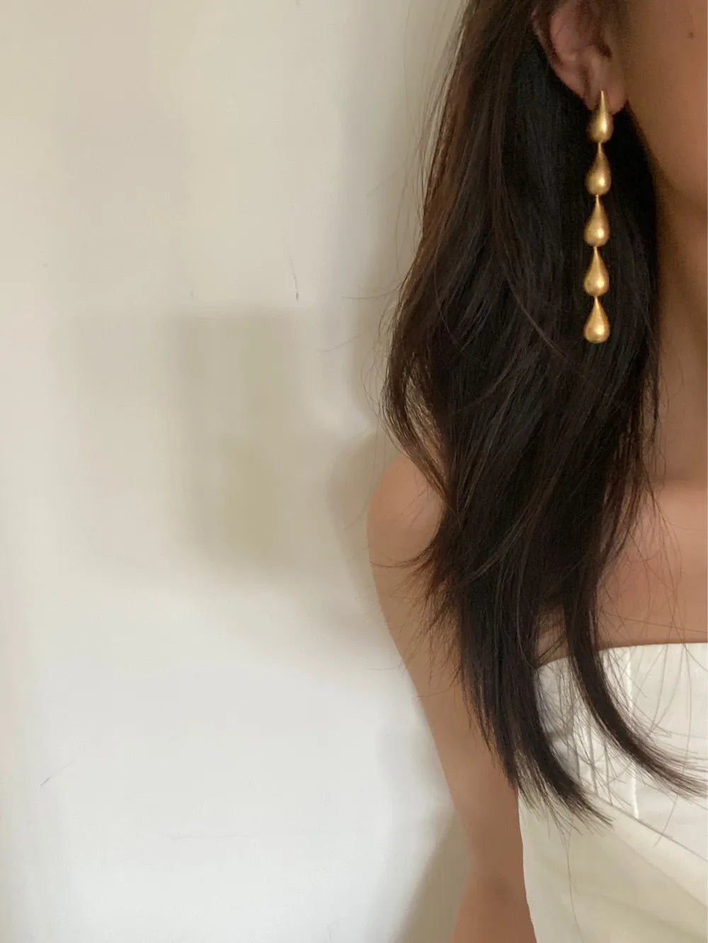 Elegant Gold-Plated Sterling Silver Water Drop Earrings – Minimalist Fashion Accessory