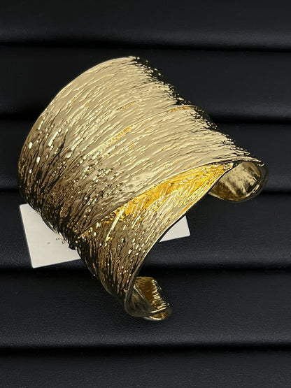 Vintage Exaggerated Open Bangle, 3D Relief Texture, Gold & Silver Tone Cuff Bracelet