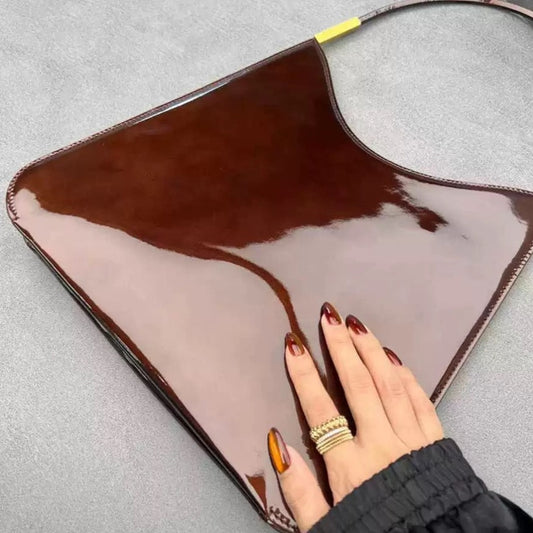 Burgundy Patent Leather Commuter Tote，Stylish and Spacious, Perfect for Every Occasion