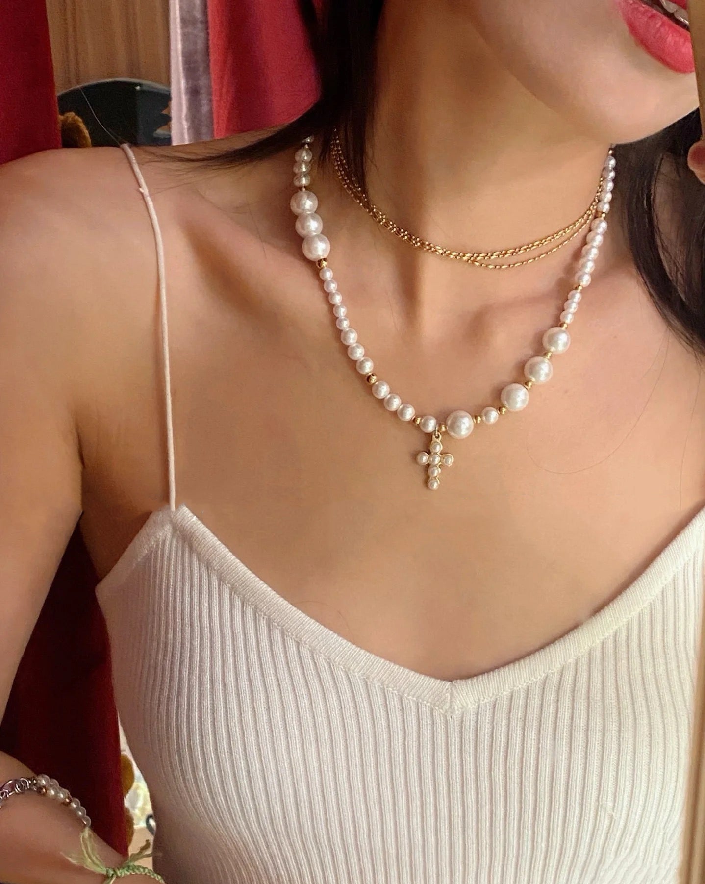 Elegant vintage watch pendant pearl choker, cross-pearl layered necklace