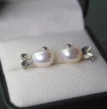 Baroque Pearl Small Fish Stud Earrings with Aurora Borealis Button Whale in S925 Sterling Silver