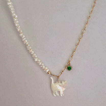 Elegant 14k Gold-Plated Natural Mother-of-Pearl Cat Pendant with Lustrous Pearl Necklace