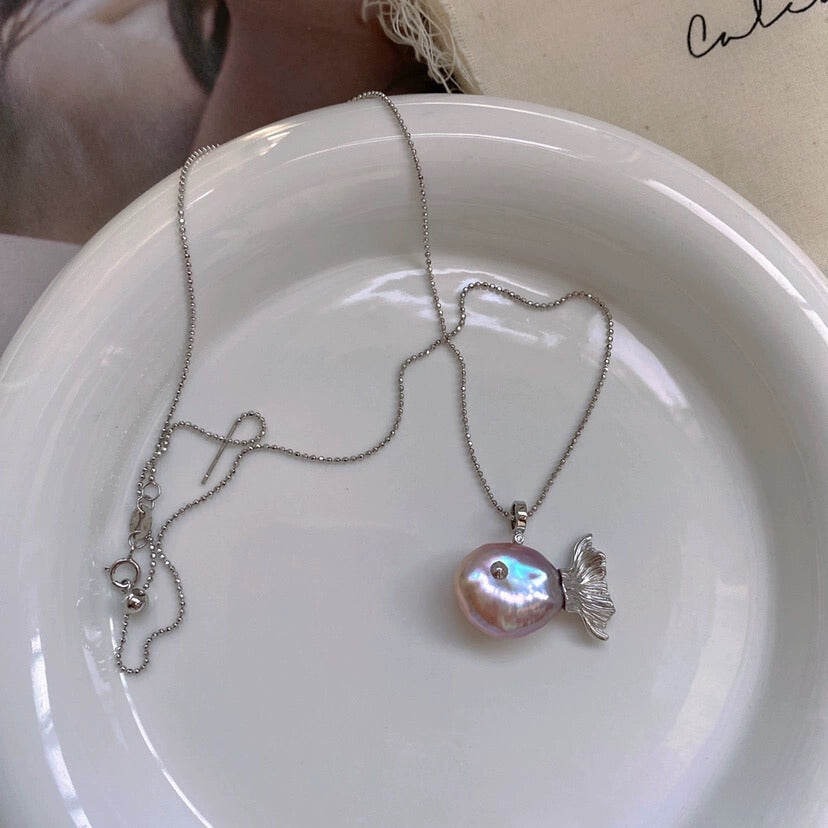 Charming S925 Sterling Silver Pearl Fish Pendant Necklace
