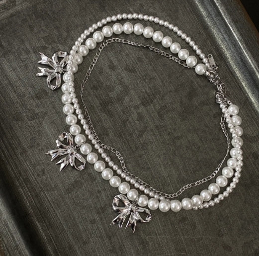 Vintagepunk Bow and Pearl Choker，Silver Three-Layer Stacked Choker，Y2Kchoker,Classic Elegance Style
