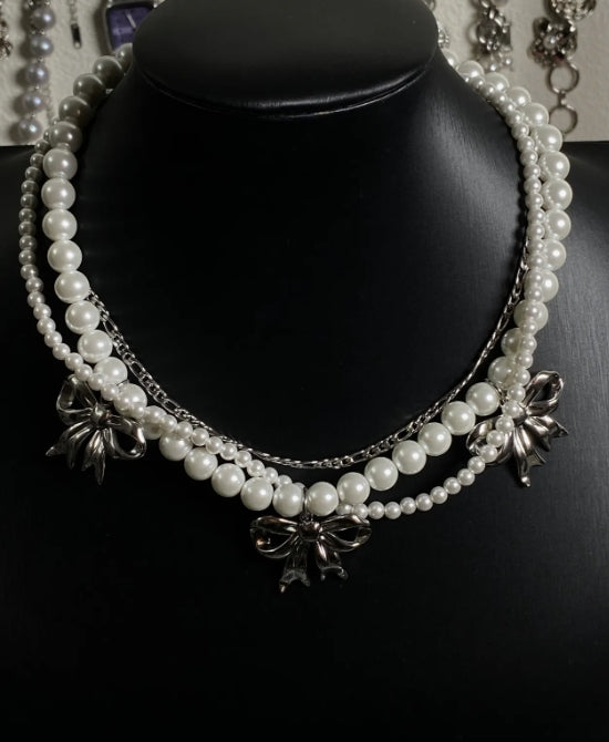 Vintagepunk Bow and Pearl Choker，Silver Three-Layer Stacked Choker，Y2Kchoker,Classic Elegance Style