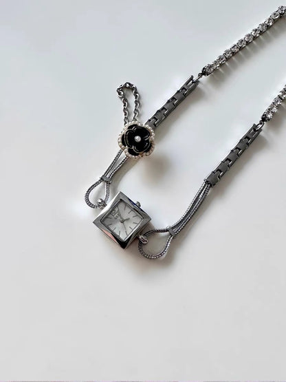 Cyber Punk Silver Watch Choker ，Y2K Metallic， Niche Chunky Chain，Camellia Flower Necklace， Vintage Elegant，Gift for Man and Woman.