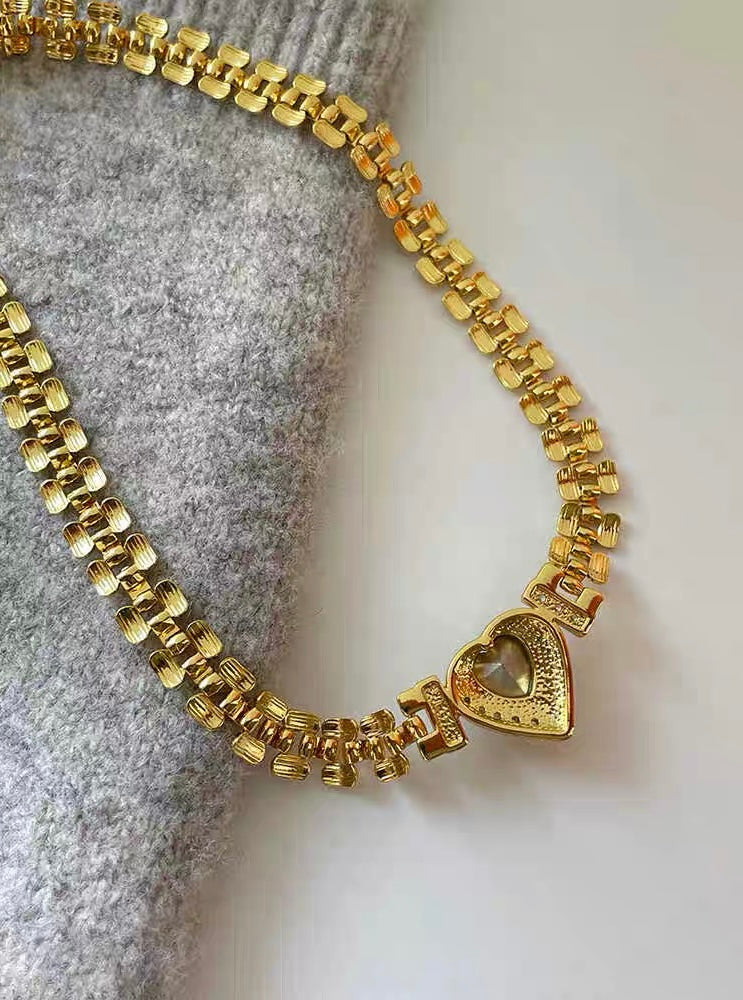 Heart Shape Rhinestone Choker Retro Dainty Pendant Vintage Jewelry Necklace Long Chain