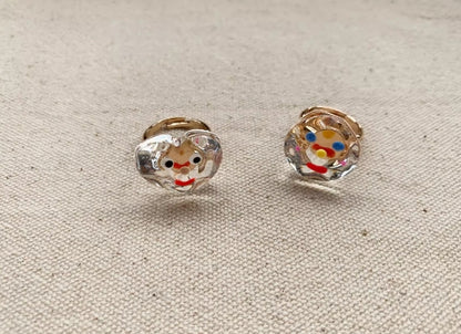 "Adorable Heart-shaped And Interesting circlese Ring"，Quirky and Fun Design，It's an interesting gift."