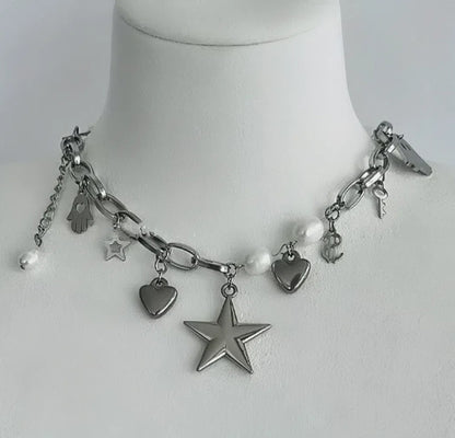 Vintagepunk Star Pendant Silver Choker with Heart and Pearl Embellishments,Y2K Choker，Special Gift