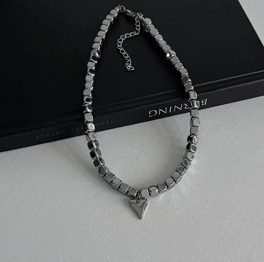 Vintagepunk heart pendant silver choker，stackable necklaces，handmade,Y2Kchoker，special gift.
