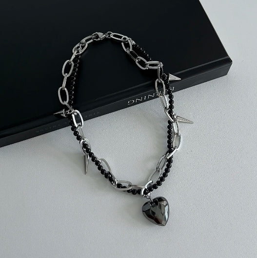 Cyberpunk black heart pendant choker，obsidian choker，double layered choker，spike element，Y2Kchoker