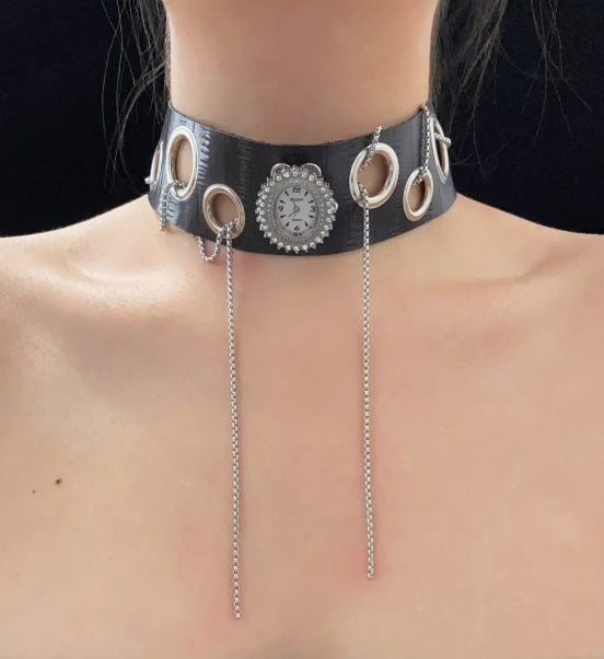 Cyberpunk Silver watch black leather choker，silver chain accents ，gothic style，Y2Kchoker，Unique style