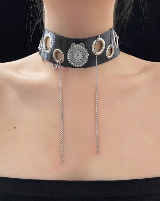 Cyberpunk Silver watch black leather choker，silver chain accents ，gothic style，Y2Kchoker，Unique style
