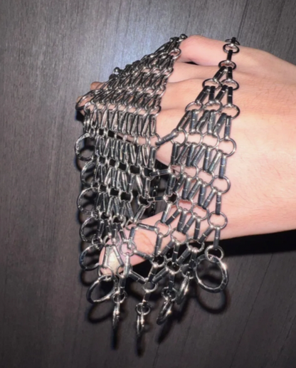 Cyber Punk Niche Chunky Vintage Metallic Fashion Necklace, Playful Accessory for Men and Women