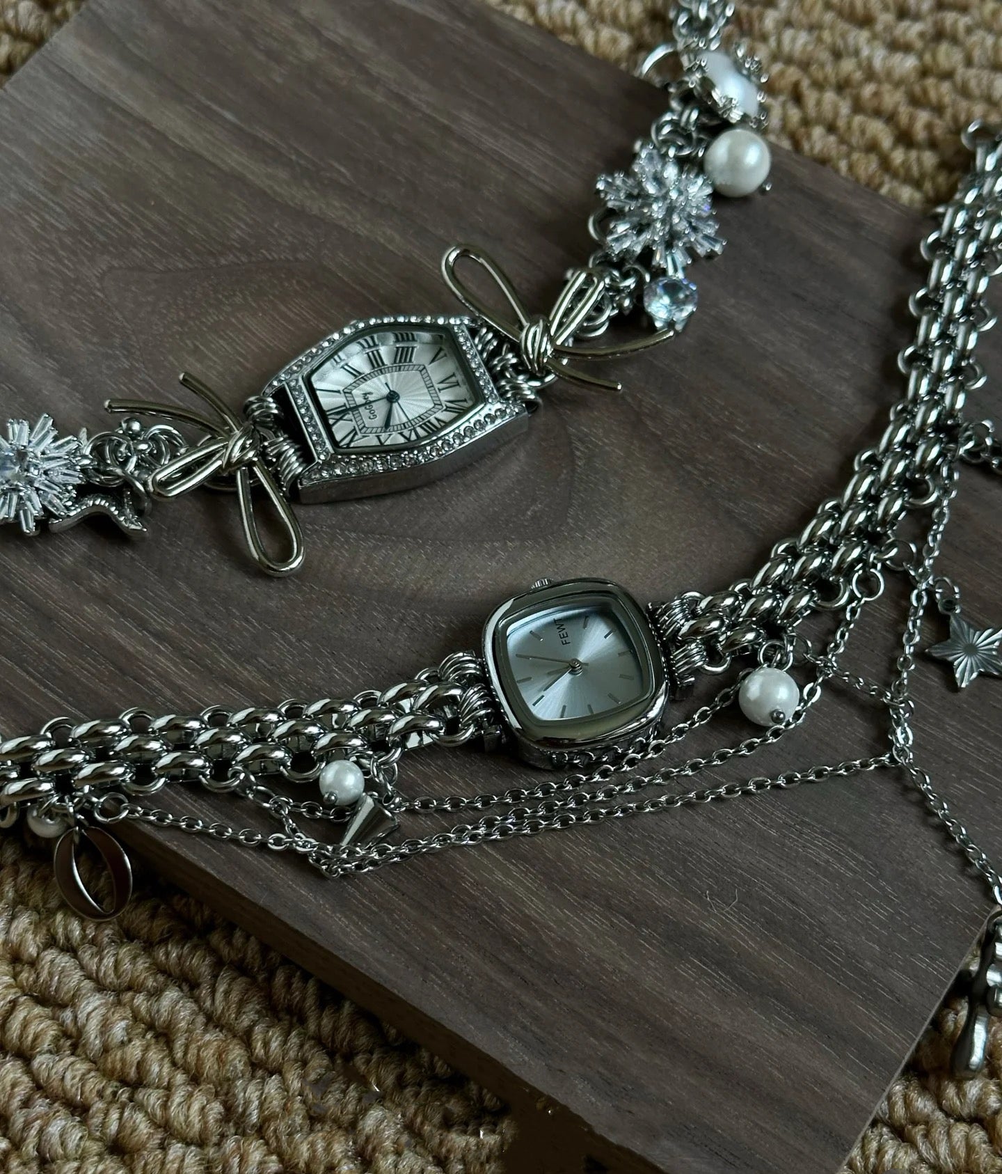 Vintage silver bow watch pendant choker, metallic Y2K necklace