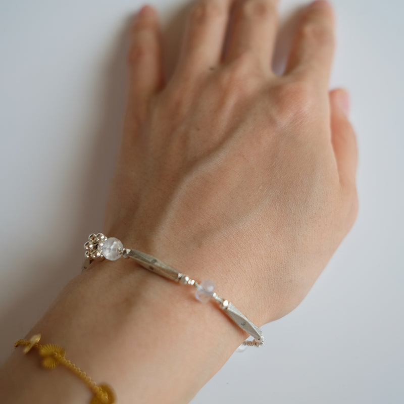 MoJone Handmade Original Flower and Moonstone Bracelet for Female