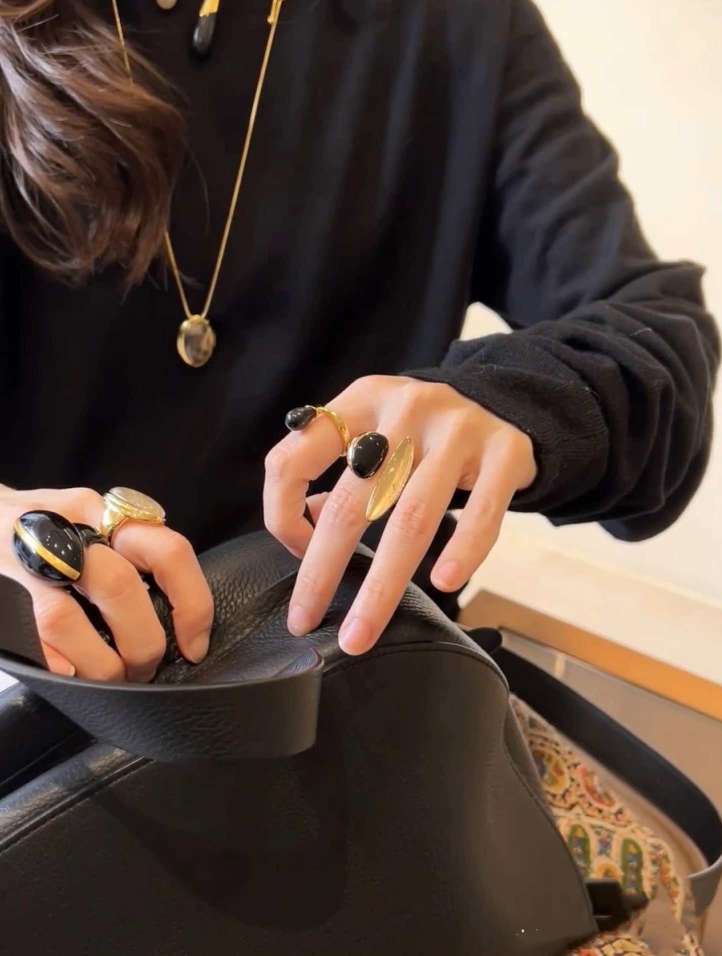 MoJone Luxurious Black Agate Ring with Irregular Natural Crystal Opening Ring, for Female