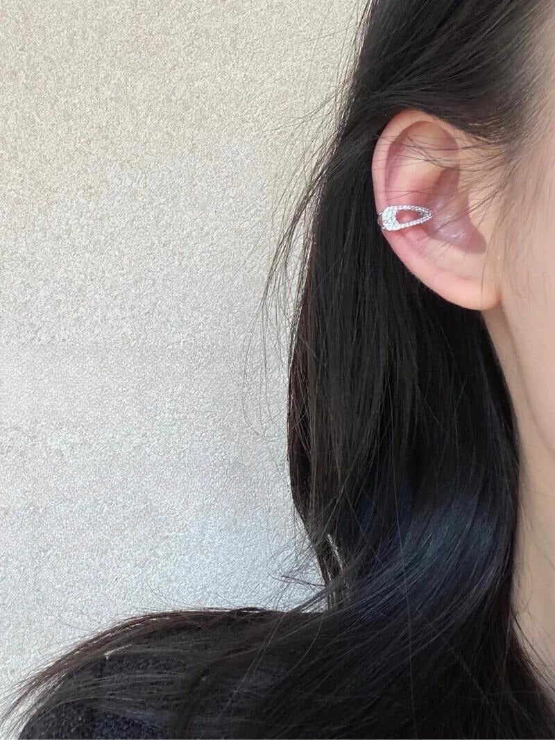 Minimalist Non-Piercing Ear Cuff – Chic Cartilage Clip-On Earring for a Cool and Effortless Look