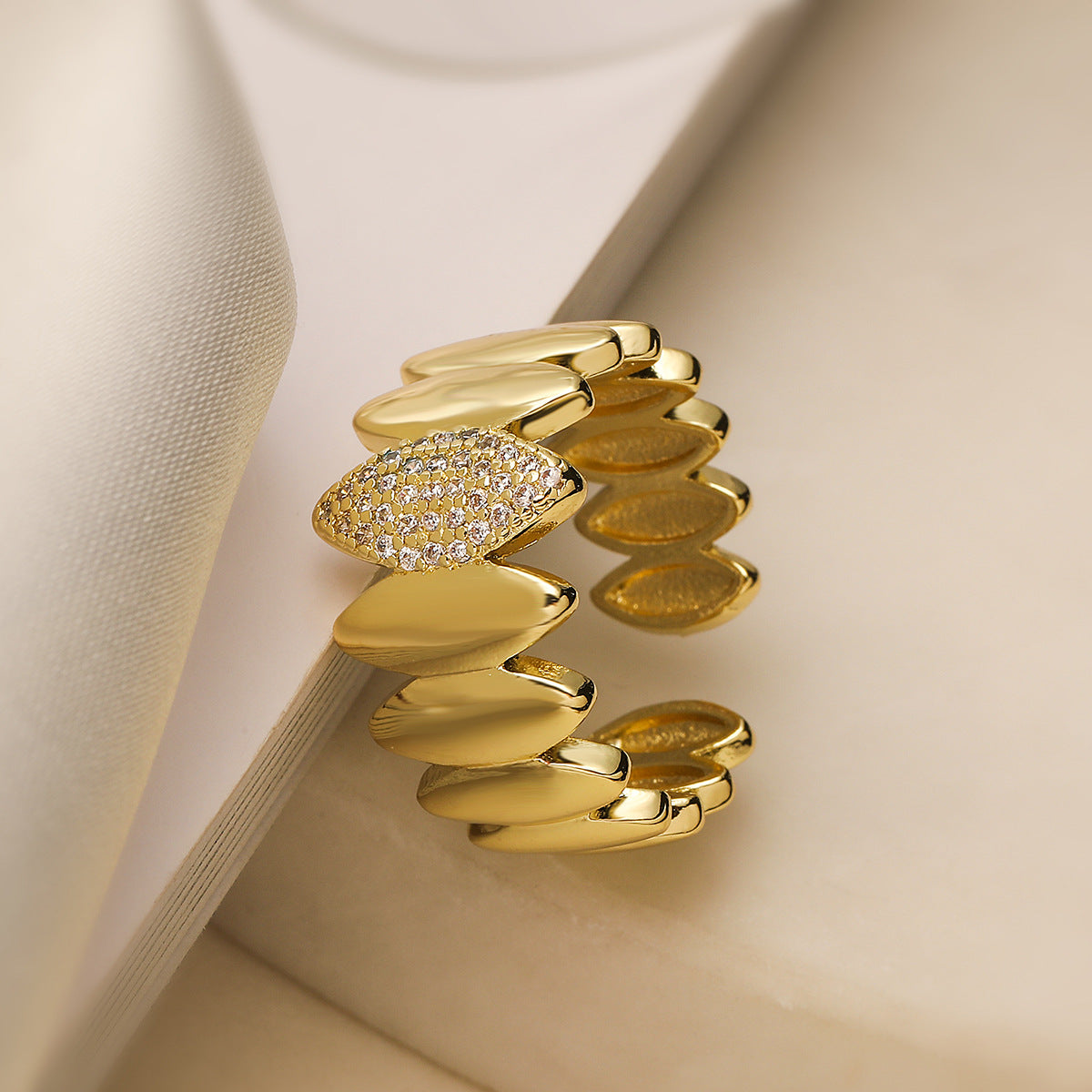 Adjustable 18K Gold-Plated Open Ring for Women - Minimalist Leaf Design with Zircon Accents, Eco-Friendly Copper Jewelry