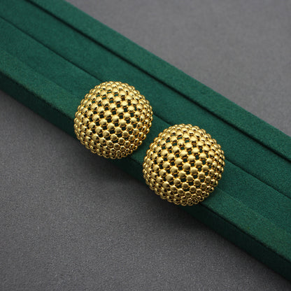 Elegant Quilted Hollow Pattern Gold-Toned Jewelry Set - Chanel Inspired Ring and Stud Earrings, Perfect for Fashionable Outfits & Sophisticated Events, Enhance Your Collection