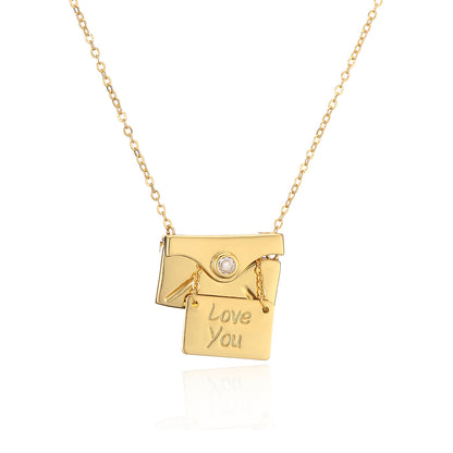 Luxury Gold-Plated Pull-Out Envelope Pendant Necklace – Unique Adjustable Charm Accessory