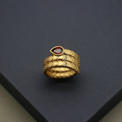 Elegant Brass-Plated Teardrop Cubic Zirconia Tea-Colored Ring, Sophisticated Accessory for Everyday Glamour and Special Occasions